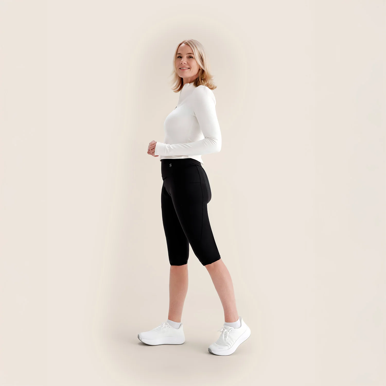 Capri Resistance Band Leggings - Image 7